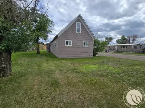 Exterior - 302 S 8th St E, Baker, MT 59313 photo 7 of 8