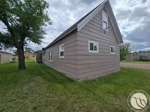 Exterior - 302 S 8th St E, Baker, MT 59313 photo 5 of 8