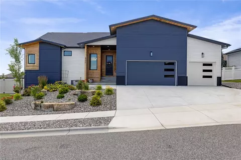 3206 Peregrine Ln, Billings, MT 59106
