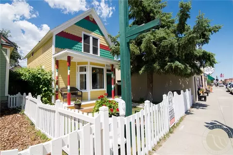 215 Broadway Ave S, Red Lodge, MT 59068