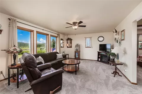 Living - 6 Eagle Mountain Rd, Columbus, MT 59019 photo 2 of 7