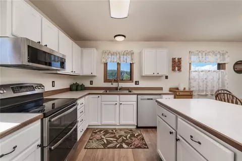 Kitchen - 6 Eagle Mountain Rd, Columbus, MT 59019 photo 1 of 4
