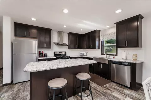 Kitchen - 6 Eagle Mountain Rd, Columbus, MT 59019 photo 4 of 4