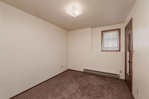 Bedroom - 6 Eagle Mountain Rd, Columbus, MT 59019 photo 3 of 5