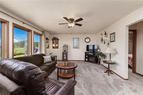 Living - 6 Eagle Mountain Rd, Columbus, MT 59019 photo 3 of 7