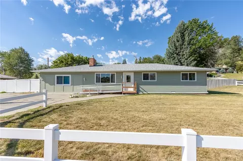 936 Alkali Creek Rd, Billings, MT 59105