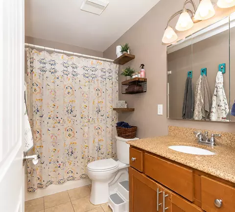 Bath - 1 Alison Dr, Absarokee, MT 59001 photo 1 of 1