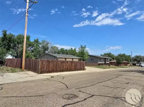 Exterior - 309 W Kewanee Ave, Baker, MT 59313 photo 7 of 8