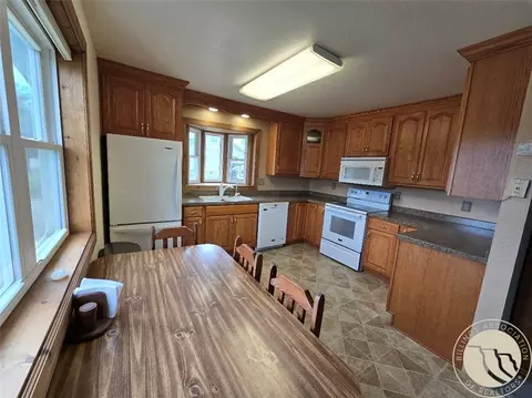 Kitchen - 309 W Kewanee Ave, Baker, MT 59313 photo 3 of 3