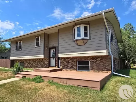 Exterior - 309 W Kewanee Ave, Baker, MT 59313 photo 4 of 8