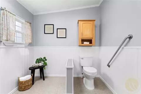 Bath - 8 Rogers Pl, Laurel, MT 59044 photo 2 of 4