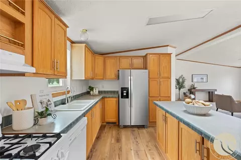 Kitchen - 8 Rogers Pl, Laurel, MT 59044 photo 3 of 3