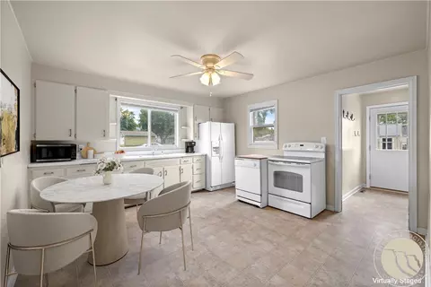 Kitchen - 519 6th Ave, Laurel, MT 59044 photo 1 of 4