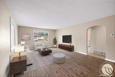 Living - 519 6th Ave, Laurel, MT 59044 photo 1 of 5