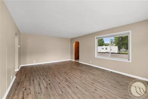 Living - 519 6th Ave, Laurel, MT 59044 photo 4 of 5