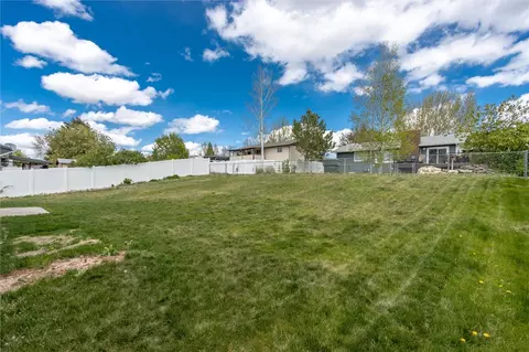 Exterior - 1107 11th Ave, Laurel, MT 59044 photo 10 of 11