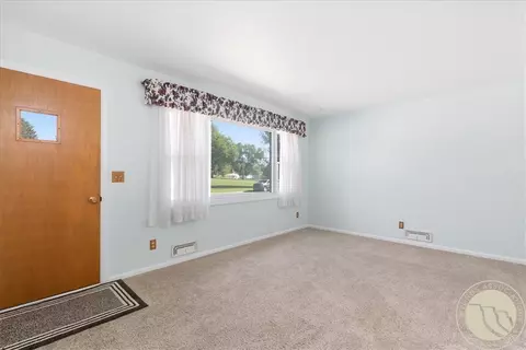 Living - 416 Mountain View Ln, Laurel, MT 59044 photo 2 of 3