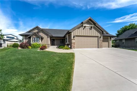 2372 Crimson Ln, Billings, MT 59106