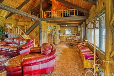 Living - 456 Blue Jay Ln, Hamilton, MT 59840 photo 2 of 2