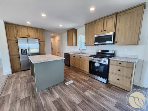 Kitchen - 3507 High Noon, Shepherd, MT 59079 photo 1 of 3