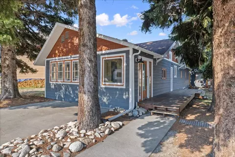 719 Broadway Ave S, Red Lodge, MT 59068