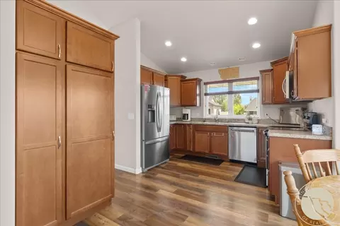 Kitchen - 3150 E Copper Rdg, Billings, MT 59106 photo 2 of 3