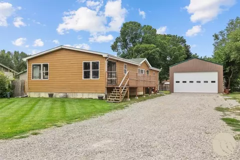 515 1st St SE, Park City, MT 59063