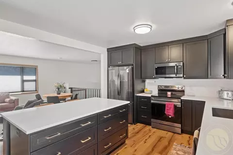 Kitchen - 7104 Shepherd Rd, Shepherd, MT 59079 photo 3 of 5