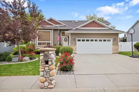 2030 Tanner Ln, Billings, MT 59102
