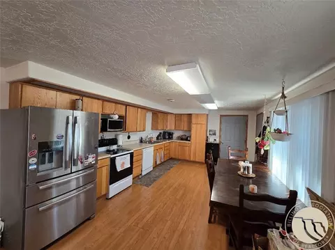 Kitchen - 6 E Wabasha Ave, Baker, MT 59313 photo 2 of 6