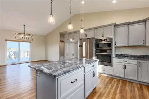 Kitchen - 7644 White Pine Cir, Billings, MT 59106 photo 5 of 8