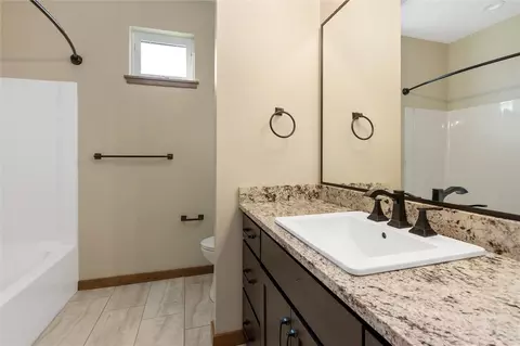 Bath - 7644 White Pine Cir, Billings, MT 59106 photo 6 of 6