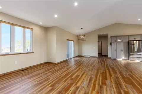 Living - 7644 White Pine Cir, Billings, MT 59106 photo 4 of 8