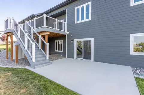Exterior - 7644 White Pine Cir, Billings, MT 59106 photo 4 of 10