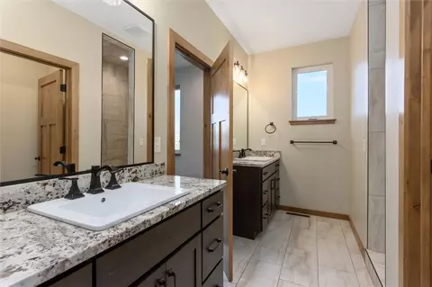 Bath - 7644 White Pine Cir, Billings, MT 59106 photo 2 of 6
