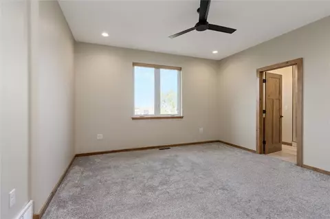 Bedroom - 7644 White Pine Cir, Billings, MT 59106 photo 2 of 7
