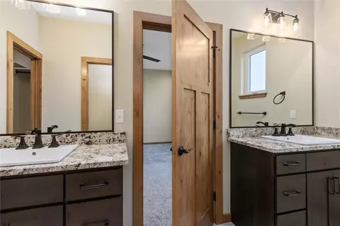 Bath - 7644 White Pine Cir, Billings, MT 59106 photo 1 of 6