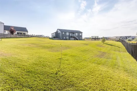 Exterior - 7644 White Pine Cir, Billings, MT 59106 photo 7 of 10