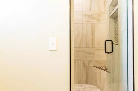 Bath - 7644 White Pine Cir, Billings, MT 59106 photo 3 of 6