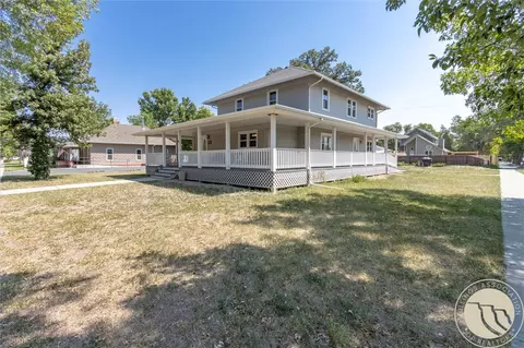 Exterior - 301 1st Ave, Laurel, MT 59044 photo 3 of 11