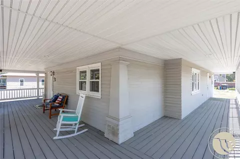 Exterior - 301 1st Ave, Laurel, MT 59044 photo 9 of 11