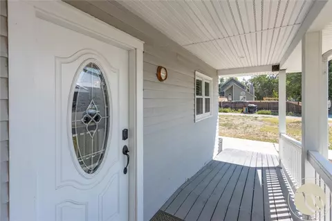 Exterior - 301 1st Ave, Laurel, MT 59044 photo 10 of 11