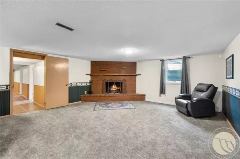 Living - 3632 Poly Dr, Billings, MT 59102 photo 2 of 2