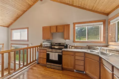 Kitchen - 9 Jeep Trl, Fishtail, MT 59028 photo 1 of 3