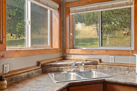 Kitchen - 9 Jeep Trl, Fishtail, MT 59028 photo 3 of 3