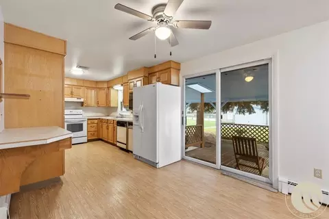 Kitchen - 1011 5th Ave, Laurel, MT 59044 photo 1 of 5