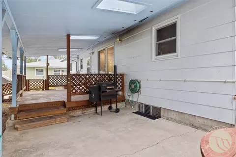 Exterior - 1011 5th Ave, Laurel, MT 59044 photo 7 of 12