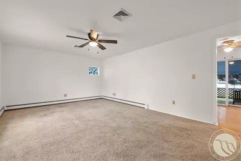 Living - 1011 5th Ave, Laurel, MT 59044 photo 3 of 3