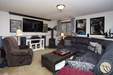 Living - 2809 Meadow Dr, Laurel, MT 59044 photo 4 of 5