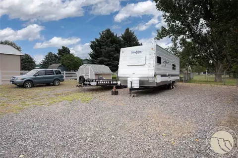 Exterior - 2809 Meadow Dr, Laurel, MT 59044 photo 3 of 5